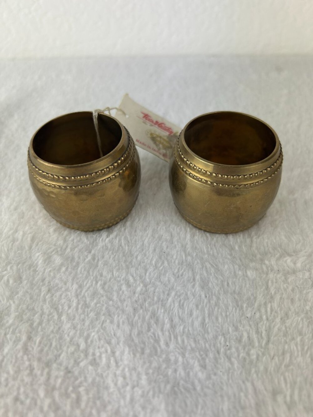 VTG Town & Country Linen 2 Metal Copper/Brass Tone Napkin Ring Holders India NWT